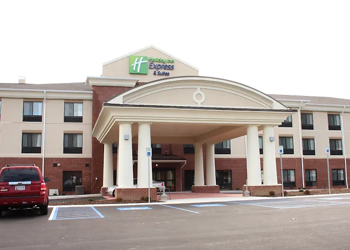 Holiday Inn Express & Suites Cumberland - La Vale By Ihg