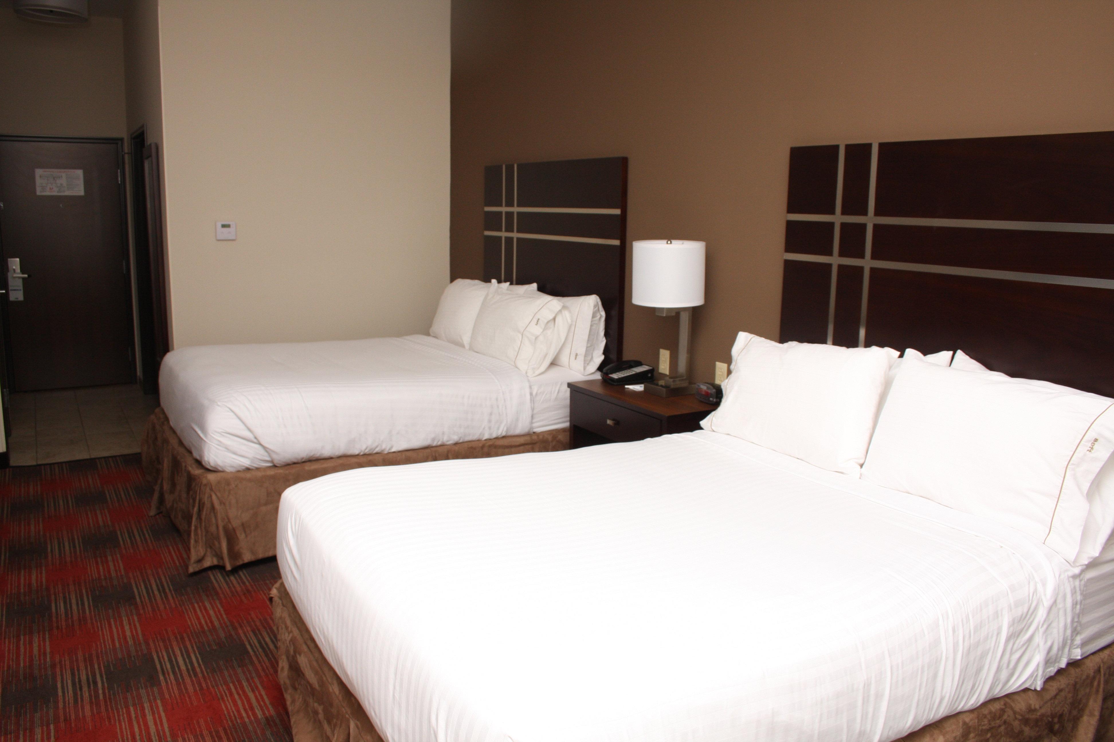 Express & Cumberland - By Ihg Hotel La Vale